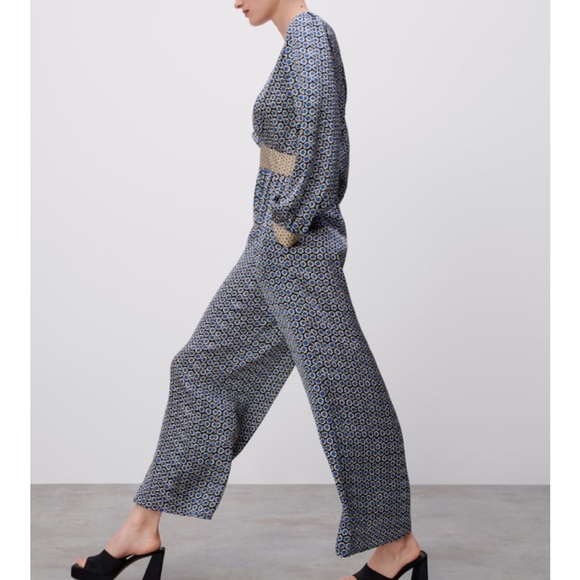 ZARA GEOMETRIC PRINT JUMPSUIT - Picture 3 of 10